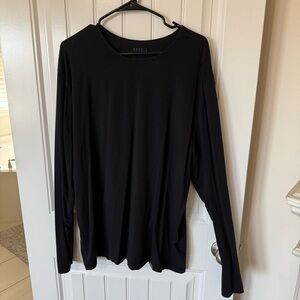 Nobull Men's Black Long-Sleeve Crewneck Top